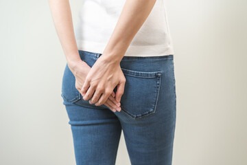 Using Acupuncture to Treat Hemorrhoids (Piles)